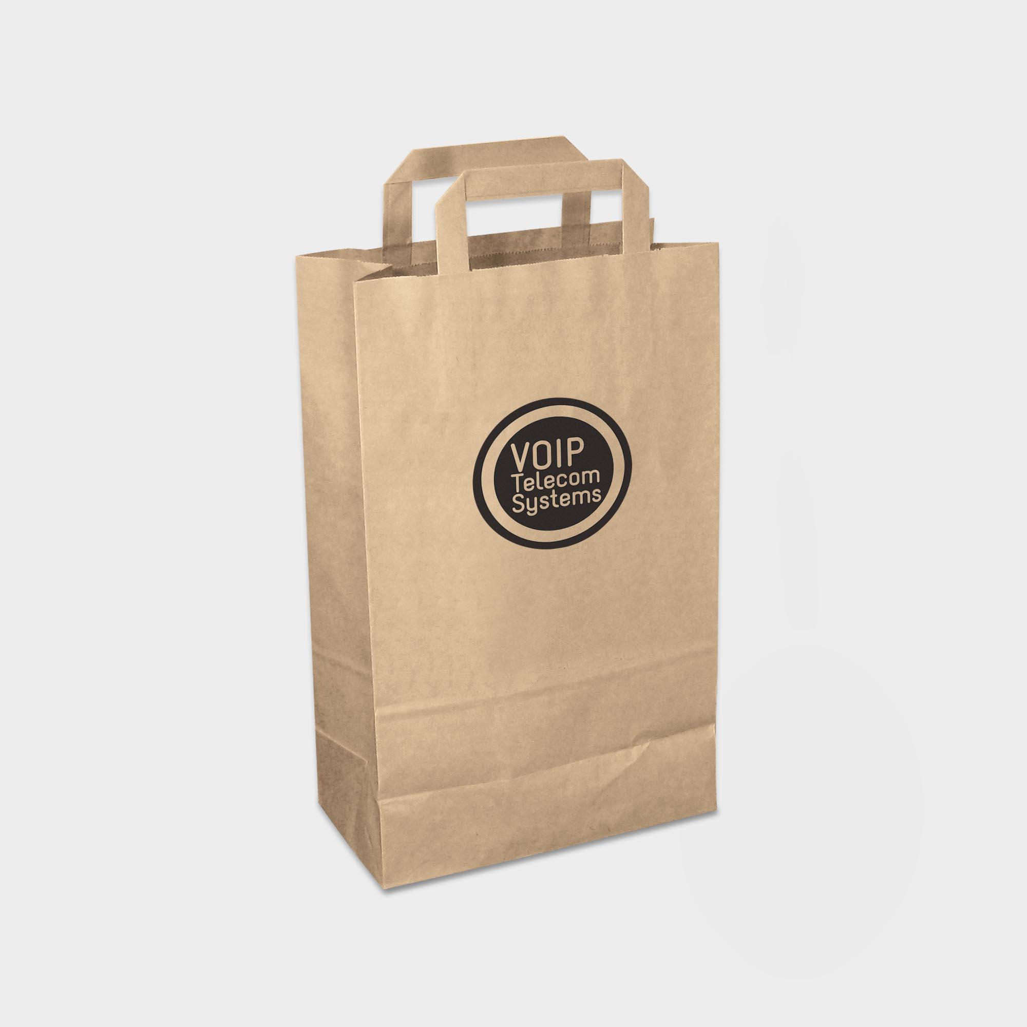 The Green & Good Recycled Paper Carrier Medium is made from recycled paper. It comes as standard with flat tape handles and is only available in brown. Made in the EU, it is great for give-aways and sturdy enough for groceries. 90gsm.