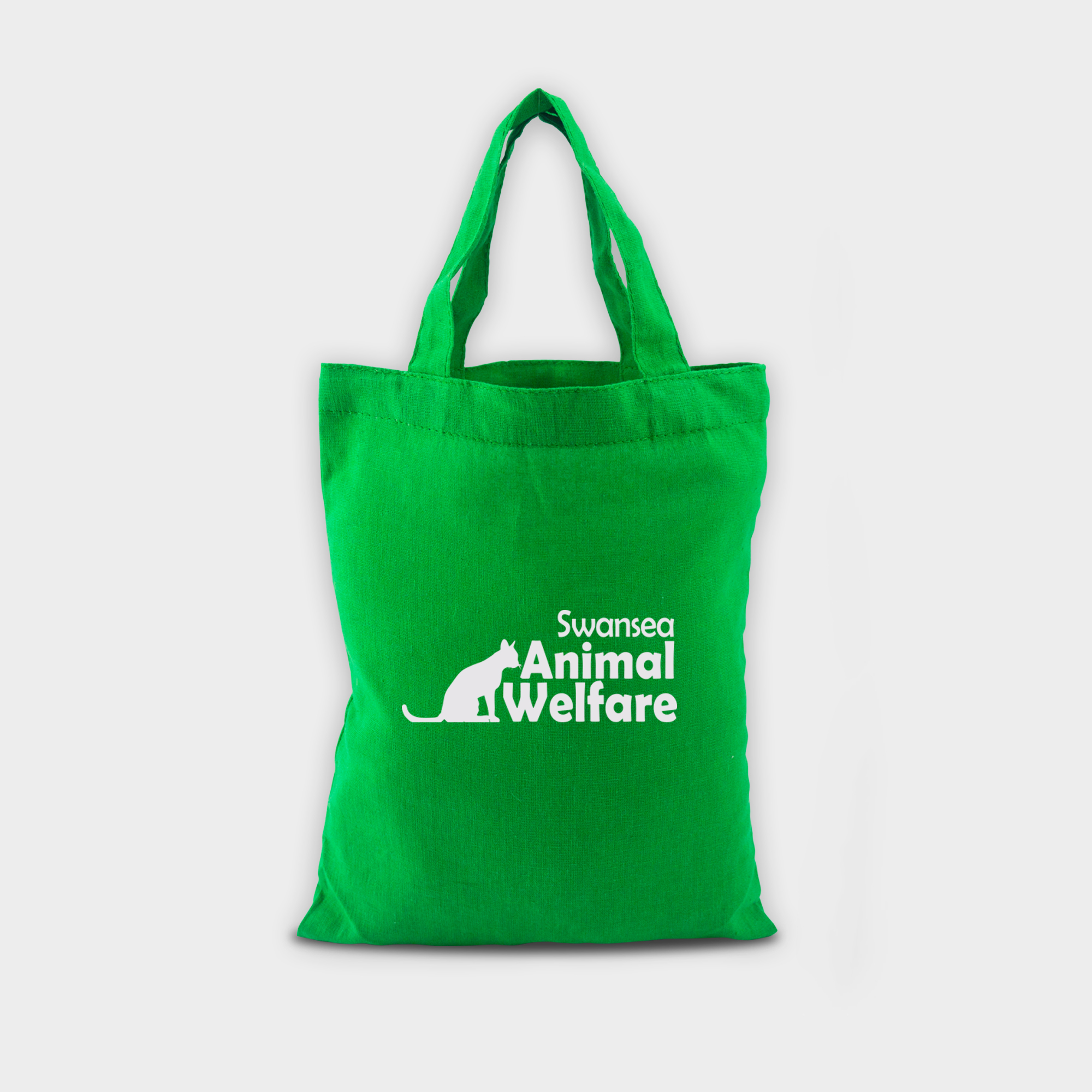 The Green & Good Greenwich Bag is made from coloured natural cotton. This bag has been dyed with AZO-free dyes, which are better for the environment. Small tote bag with short handles. Perfect for those special gifts. Ethically produced in India in an audited factory. 4oz / 120gsm cotton.