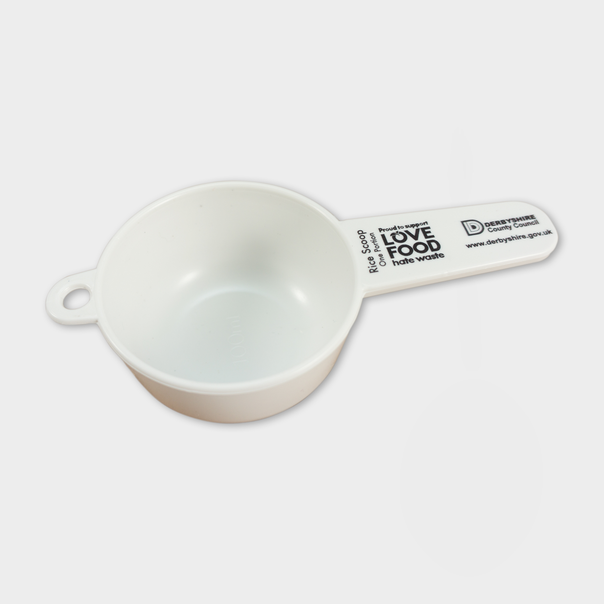 The Green & Good Plastic Rice Scoop is made from 100% recycled plastic. It comes with a digital print only and is available in white. Great give-away for the hospitality and food industry. Can be offered PMS matched colours or in standard colours at additional cost.